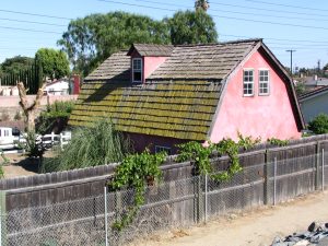 Down LA River Part 8: faded red barn