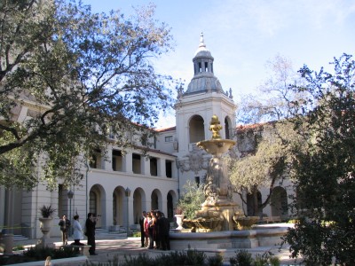 Rt. 66: Colorado Blvd: City Hall