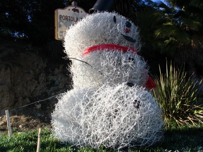 Rt 66: LA: Chinatown snowman