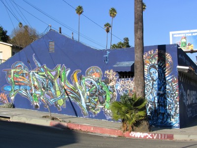 Rt 66: South El Sereno, Montecito Heights, Monterey Hills: blue building mural