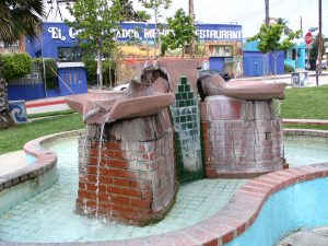 Sunset Boulevard - Part Five: The Music Box, fountain