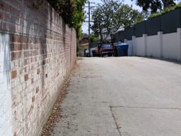 Sunset Boulevard - Part Twelve: Garbage Cans of Beverly Hills: alley 2