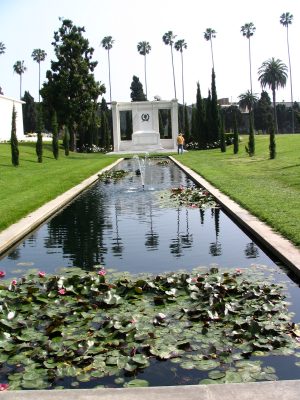 Sunset Boulevard – The Dead: Part 1 - Hollywood-Forever: Douglas Fairbanks Jr & Sr 1