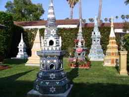 Sunset Boulevard – The Dead: Part 1 - Hollywood-Forever: Thai Buddhist shrines 1