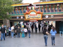 Disneyland and California Adventure Part 4: Mickey’s Toon Town