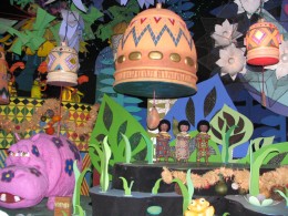Disneyland and California Adventure Part 4: it’s a small world 1