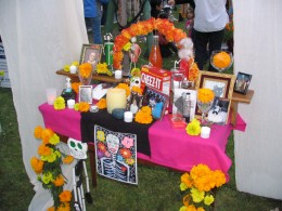 Hollywood Forever Day of the Dead: Altar Cheez It